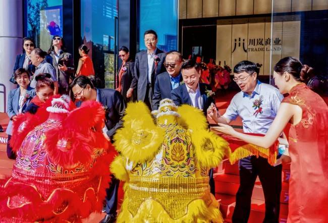 筑元金陵,启征AI新境——南京元征大厦落成庆典活动圆满落幕(图19) 筑元金陵,启征AI新境——南京元征大厦落成庆典活动圆满落幕(图19)