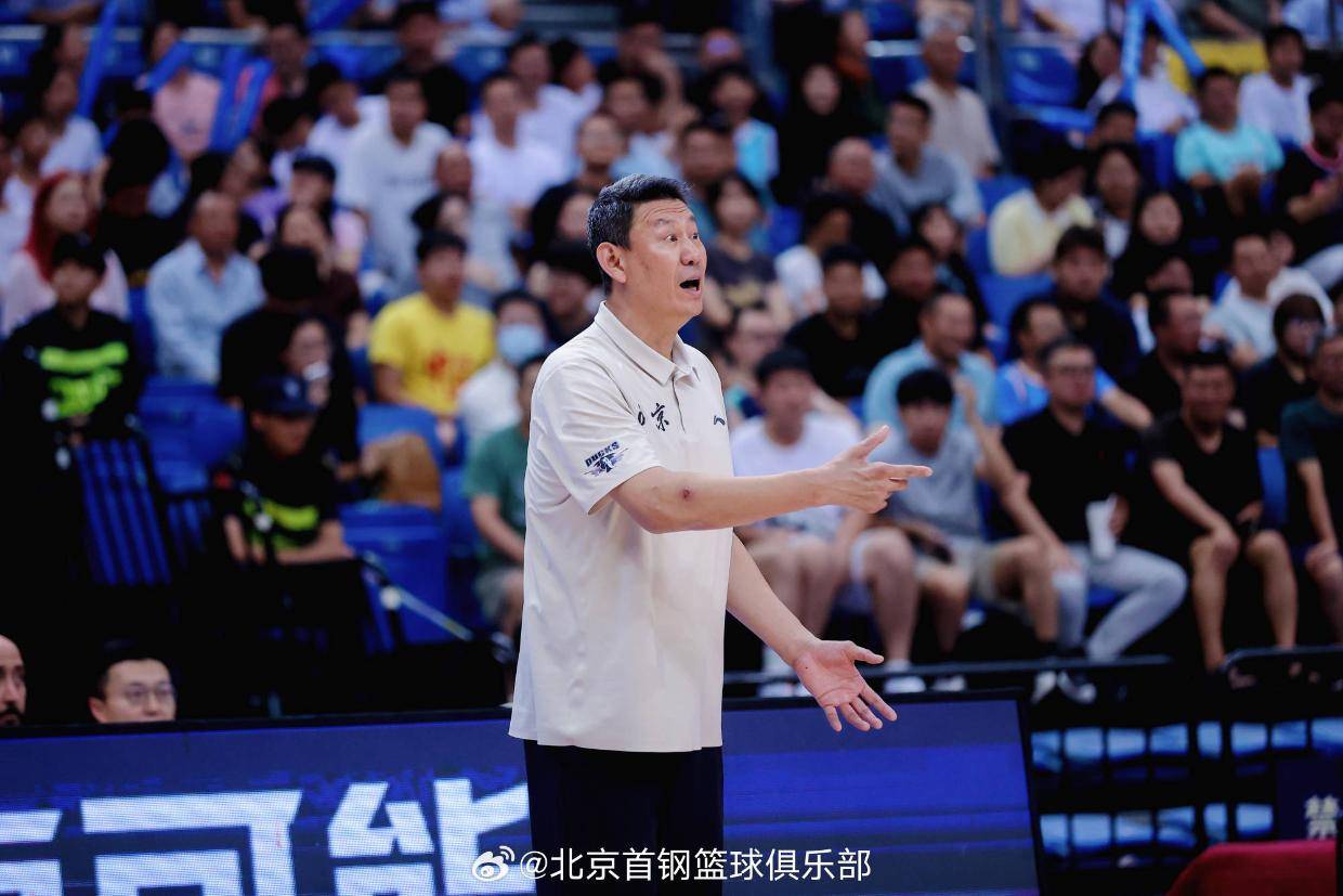 李楠：广东球风未变实力很强 沃特斯表现不佳有原因
