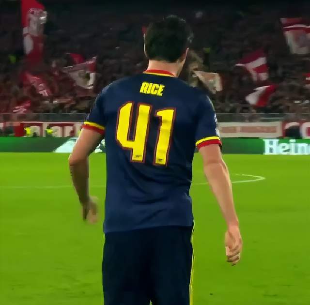 2-2！4-1！欧冠疯狂一夜：阿森纳绝平拜仁，皇马大胜，5队3连胜