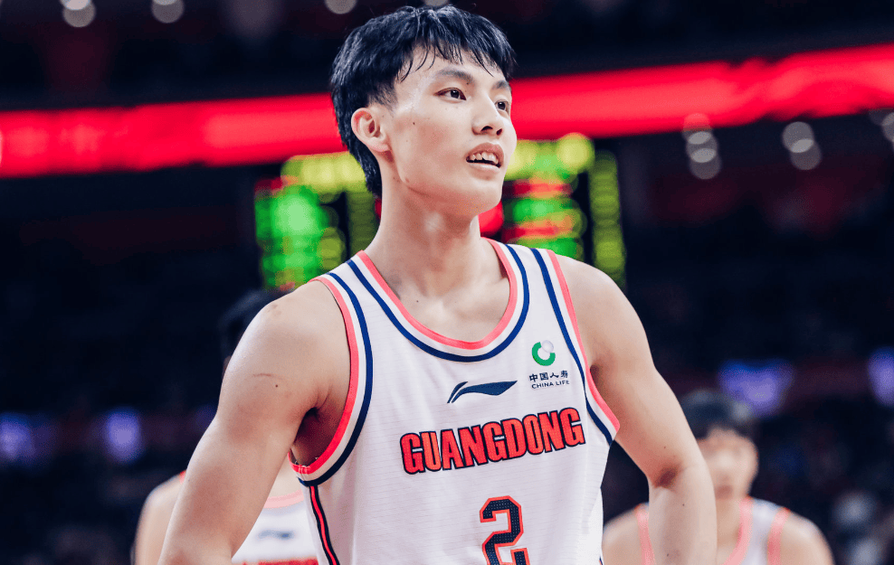 CBA最新消息！徐杰在广东地位降低，邱彪信任班顿，宁波签约新外援