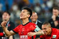 中超最佳阵容：韦世豪双响夺半程冠军 张玉宁打入工体里程碑进球