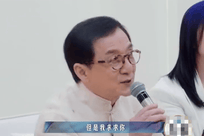 成龙求张杰以后别唱他的歌：你唱完后我不敢唱了