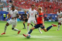 世界杯-贝林厄姆连场双响 英格兰加时2-1挪威晋级四强