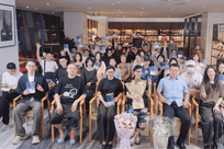 她以《夜宴图》为线索，写下这局中局、计中计的智斗故事