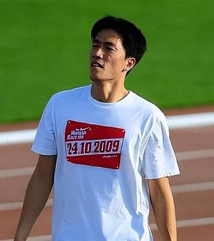 53岁王军霞公开力挺刘翔！奥运冠军喊话，刘翔应该当田径中心主任