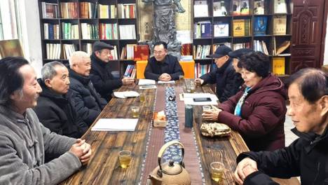 萧县老干部参观统战名人馆共商文化发展大计