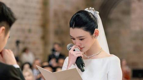 奚梦瑶婚礼主打该花花该省省：戴4000万珠宝，穿迪奥婚纱，伴手礼多为赞助