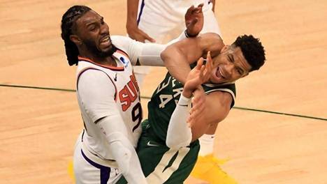 就在今天！马刺创80年NBA第一耻辱纪录，文班亚马、福克斯成罪人
