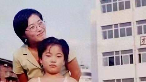 官方通报出炉！贾浅浅硕士学位撤销、已辞职，网友追问：为何博士学位保留？