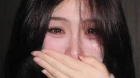 女人彻底爱上你时，会有这5种表现，根本藏不住