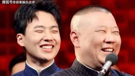 德云社少班主恋情曝光，韩系长发女生现身，郭麒麟为何始终选择沉默？ 郭麒麟曝光与韩系美女深夜约会，引发热议，回应未出。