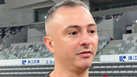 一觉醒来，宏远新外援到队时间确定！亚帅深夜发声，徐杰状态不佳