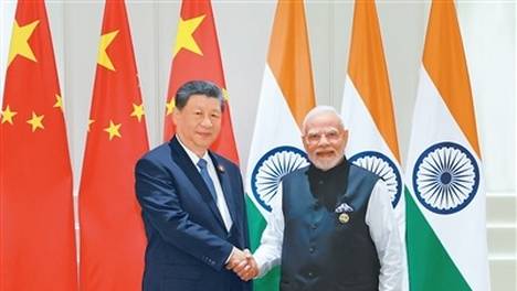 习近平会见印度总理莫迪