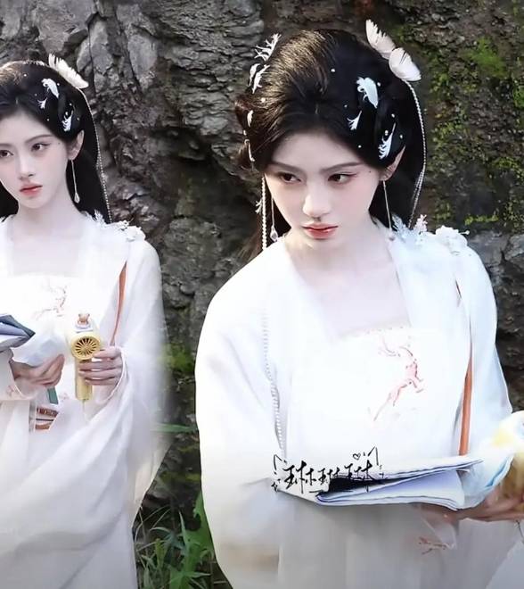 鞠婧祎新剧路透曝光，素白古装灵动飘逸仙气十足