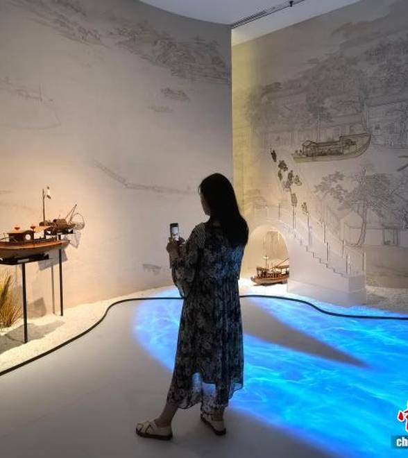 《姑苏繁华图》时隔20年返乡 丹青长卷展苏州古城今昔