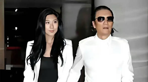 谢贤前女友回应被吐槽长得丑