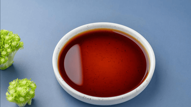 酱油不是越鲜越好！分清酿造与配制，看完配料表再下手