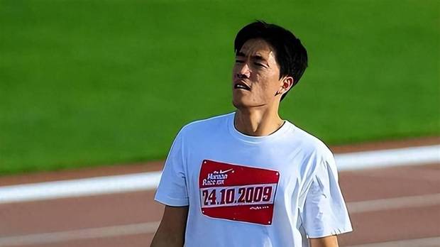 53岁王军霞公开力挺刘翔！奥运冠军喊话，刘翔应该当田径中心主任