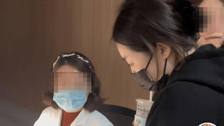 重庆姐弟坠楼案孩子母亲患甲状腺癌，已住院做了手术，你觉得可惜吗？