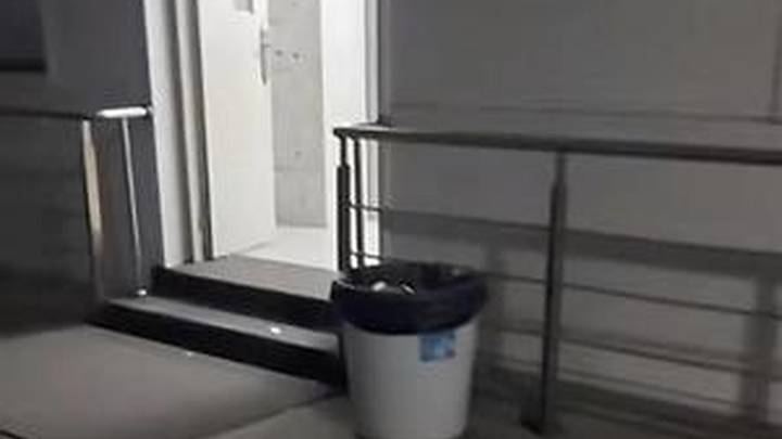 员工被曝上满8小时倒扣3天工资后，德赛电池应该重申劳动权益相关原则吗？