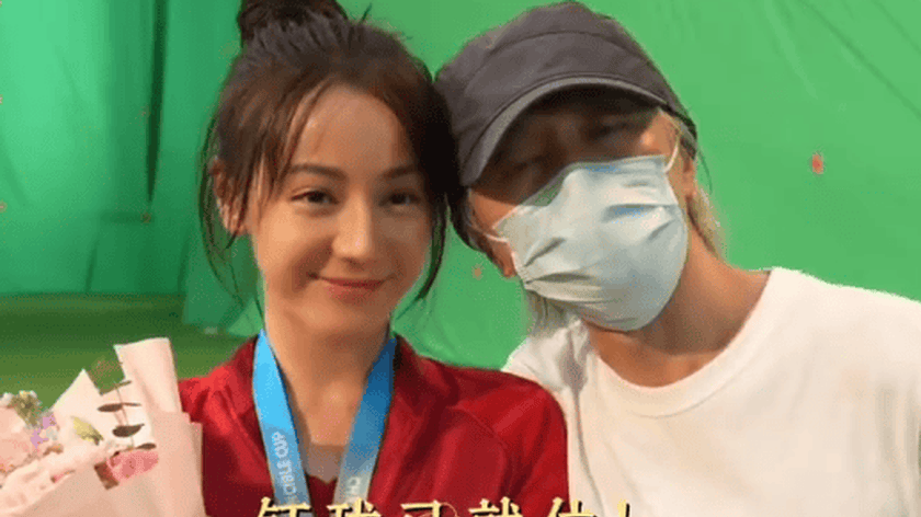 迪丽热巴为拍《功夫女足》提前做体能训练：没想过能演周星驰的电影