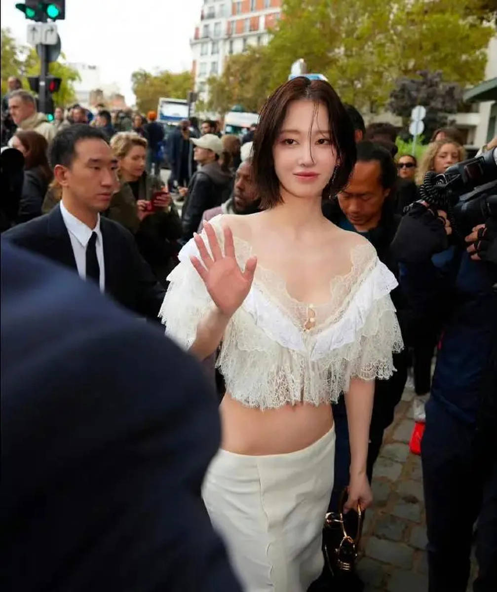 全钟瑞被曝在胯上打玻尿酸 好身材秘籍是因为这？