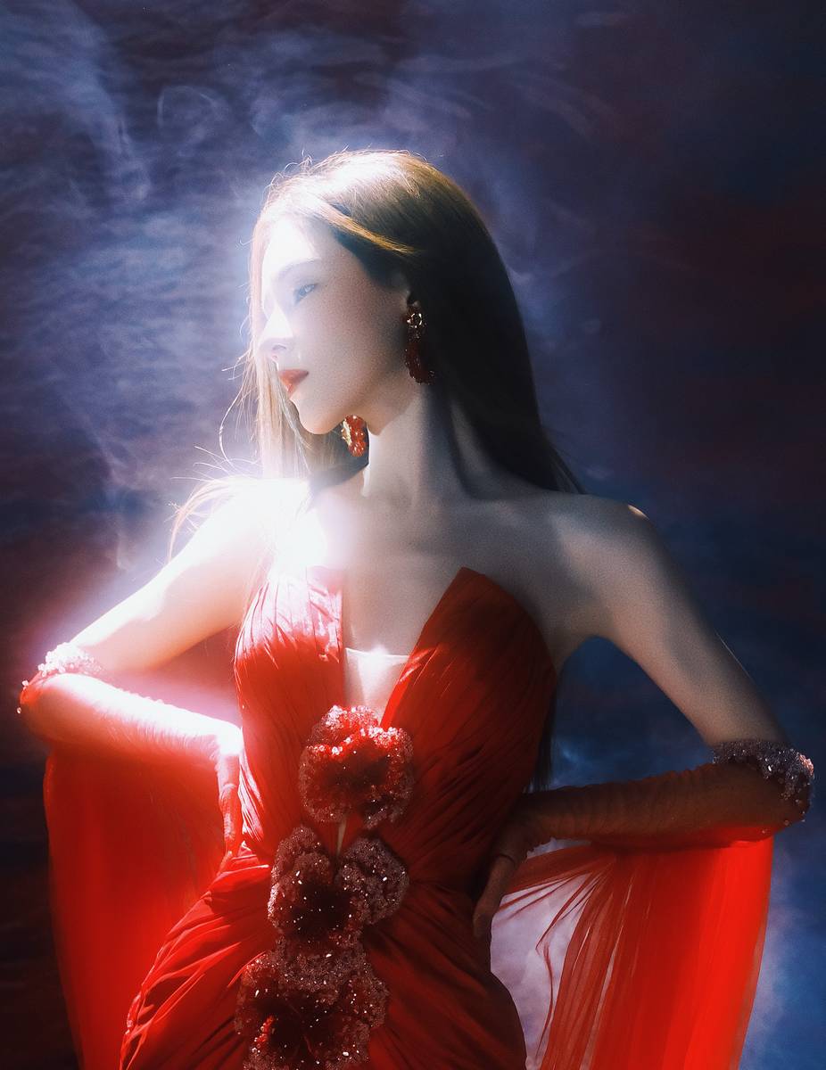 张予曦一袭抹胸长裙御姐范十足 红纱覆面神秘魅惑