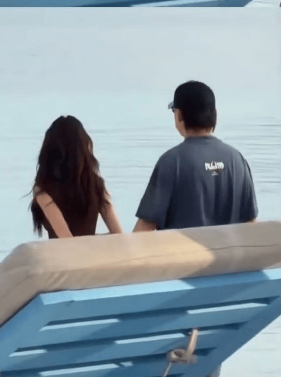 胡彦斌易梦玲亲密搂抱火辣激吻 两人恋情疑似曝光