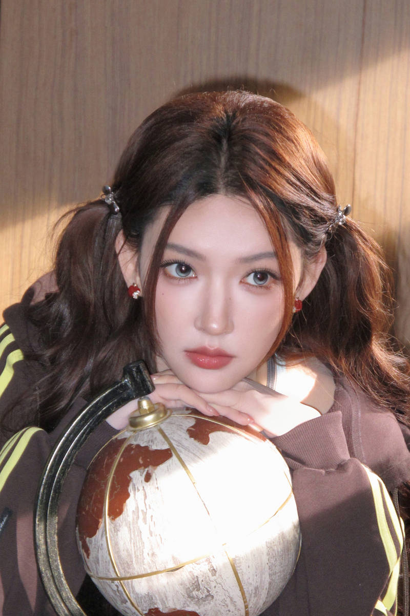 程潇化身兔耳萌妹少女感十足 打扮青春元气超养眼
