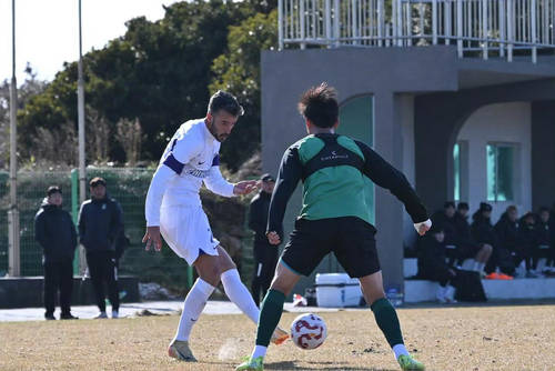 青岛西海岸 vs 东莞莞联