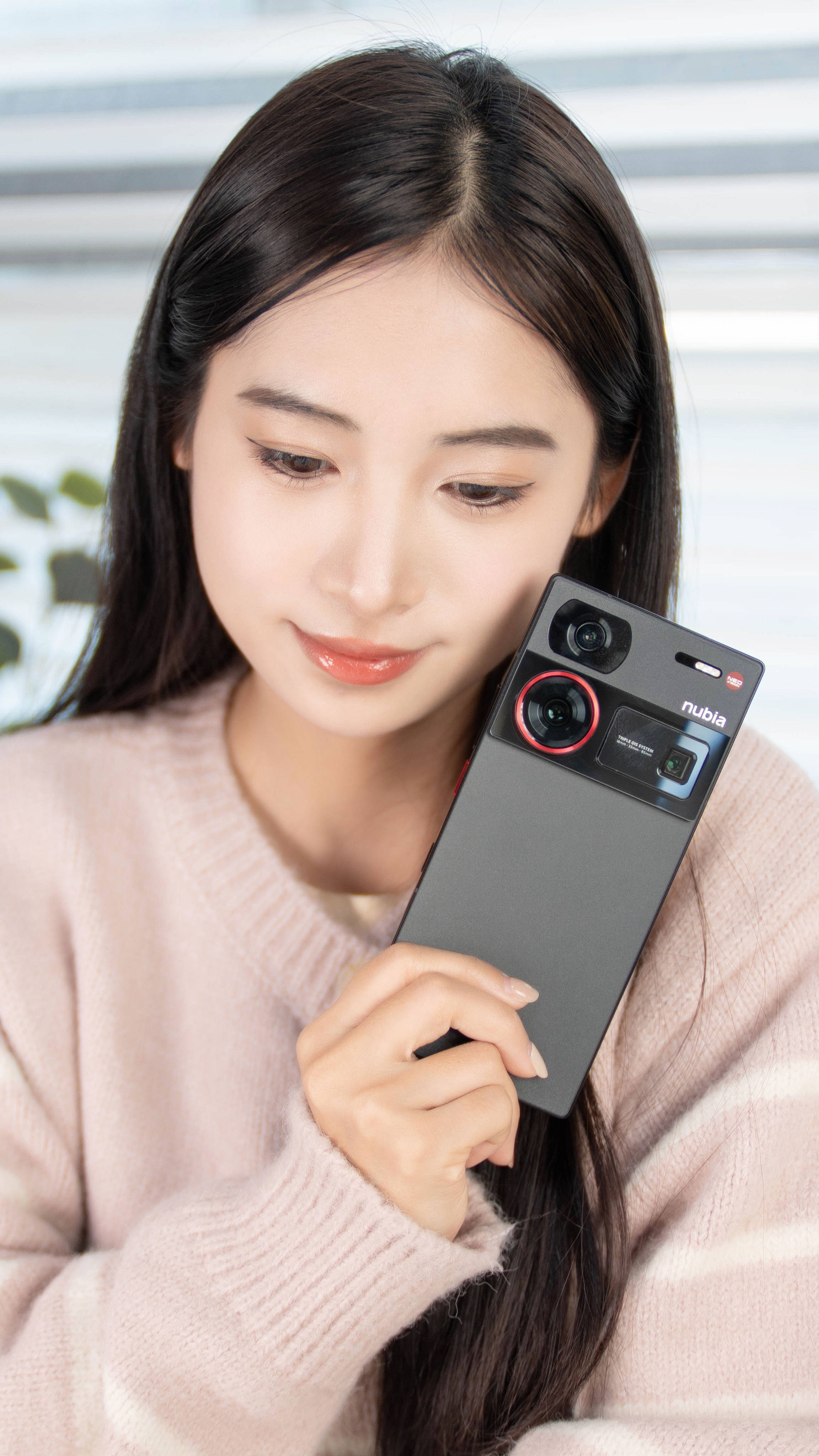 努比亚z60 ultra:米粉心中的mix 5?_自拍_屏幕_建议