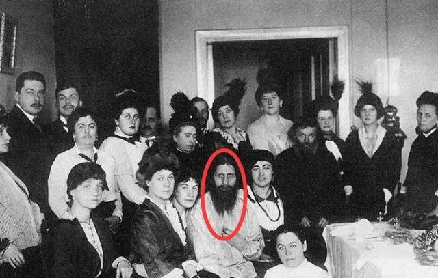 妖僧拉斯普京:控制沙皇家族,淫遍上流社会,死亡过程充满谜团_尼古拉