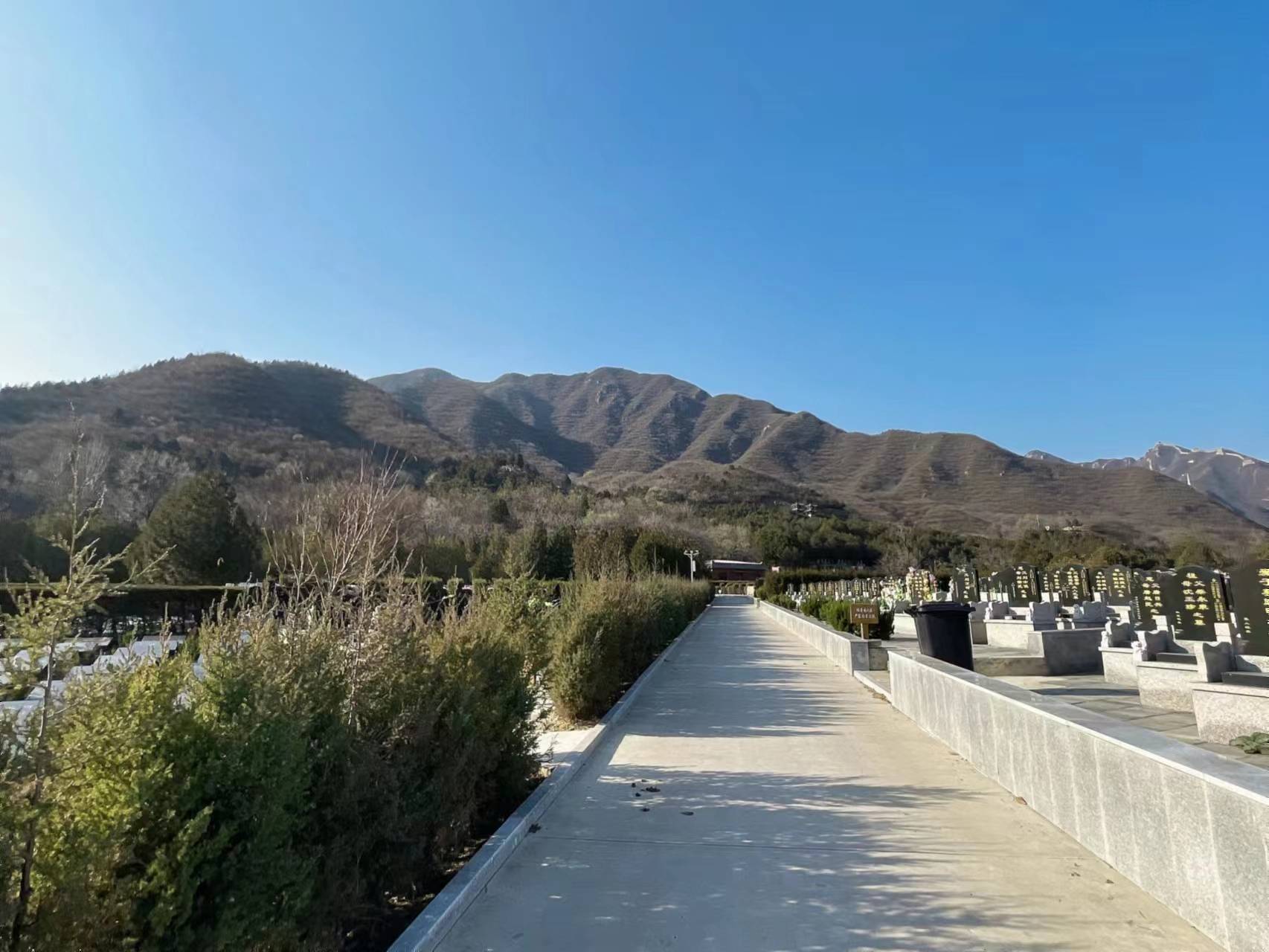 北京凤凰山陵园环境怎么样?值得选择吗?_园区_西北_生命