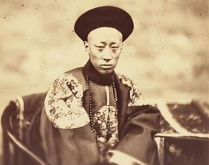 满清荒淫无道的贝勒爷,带同治皇帝到八大胡同寻花问柳的好兄弟_妇人