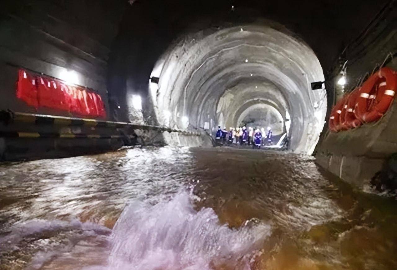 5公里挖了12年,中国大柱山隧道有啥意义?