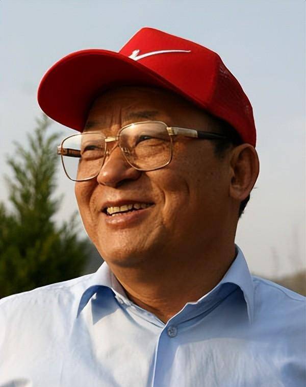 到轮胎大王的汪海,曾击败过耐克,最后却只能落寞离开_企业_双星_产品