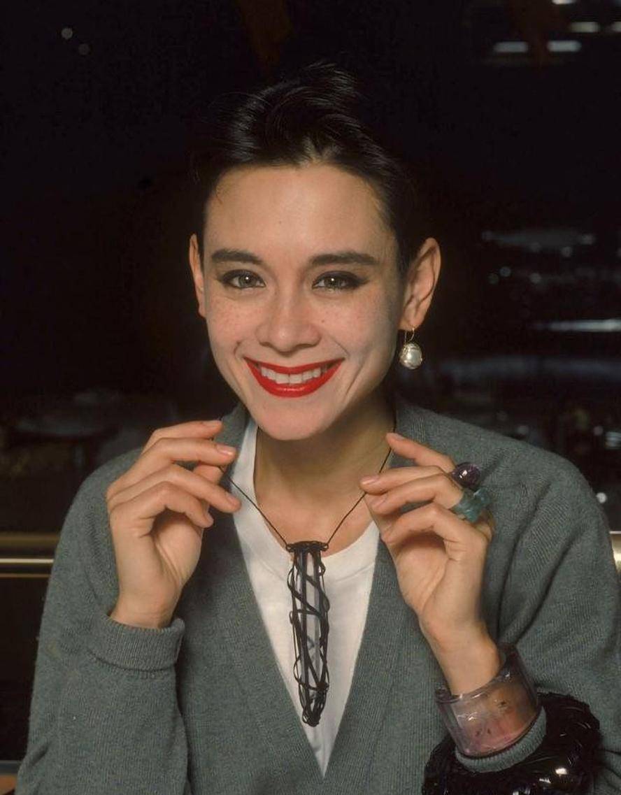 华裔食神周英华:娶四任美娇妻,第二任是神颜美女,80岁老来得子_周天娜