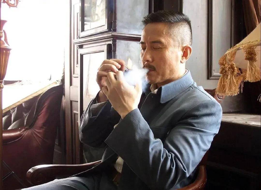 嫁人就嫁董建昌,老董绝对是值得托付终生的好男人,感情专一_杨立华