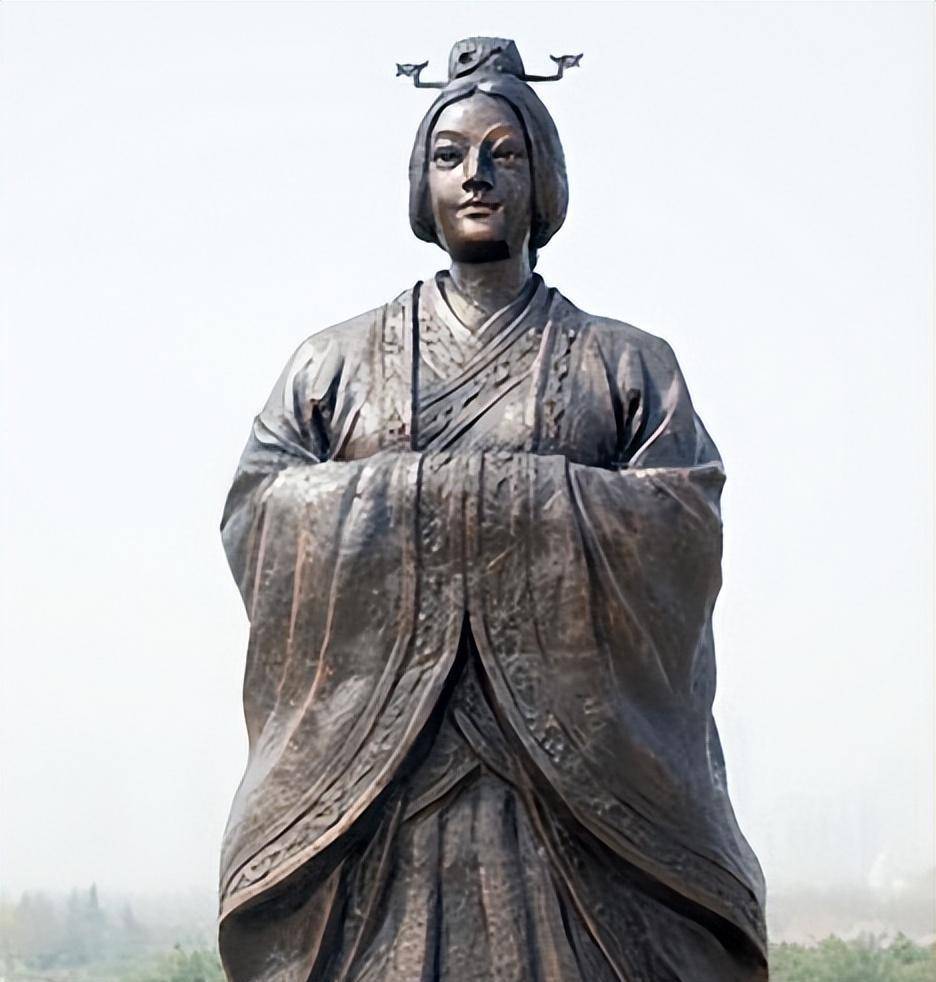 宣太后塑像公元前306年,楚国楚怀王在灭掉东面庞大