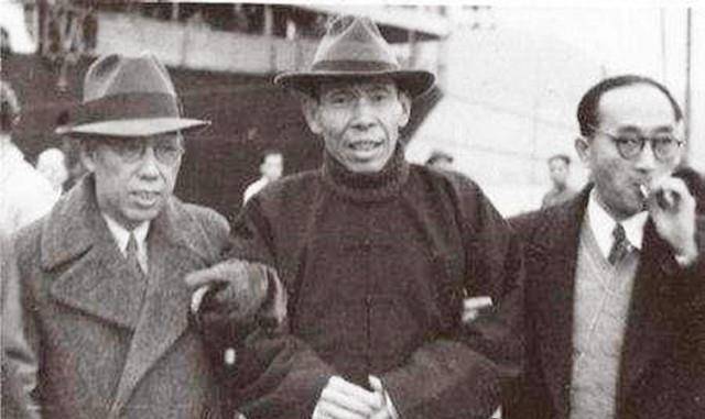 1951年,杜月笙被老蒋吓唬致一病不起,死前蒋派人送来