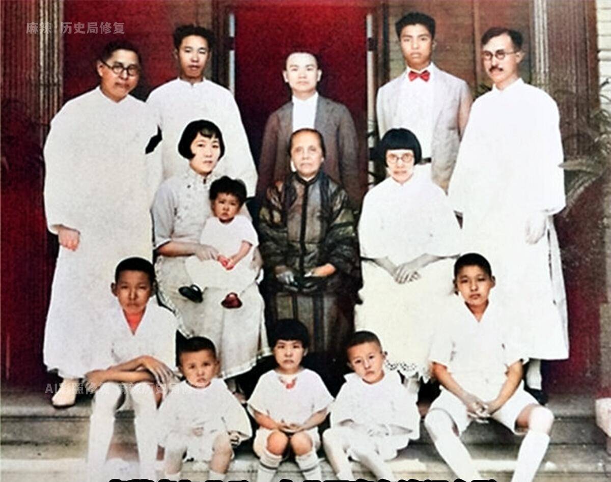 17岁嫁给孙中山,面对离婚信她只回应了一个字,此后