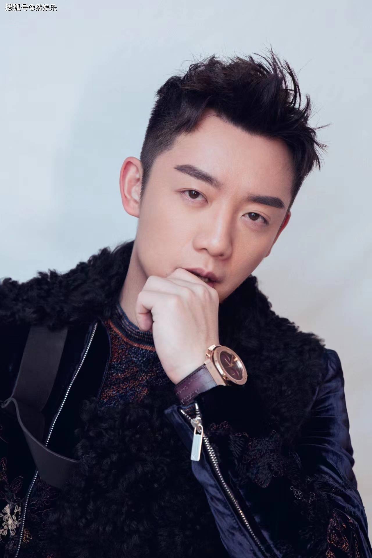 "表里不一"郑恺:编排赵丽颖甩脸鹿晗,拒婚程晓玥因杨颖当众黑脸_明星