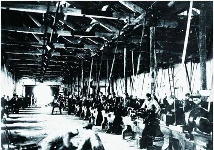 解放战争中的我军兵工厂从这些数据看,除子弹产量不及外,1947年6月我