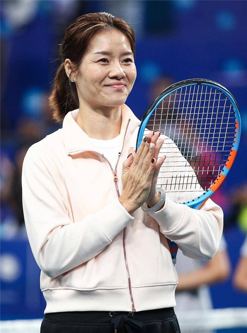 李娜:与丈夫姜山结婚16年没下过厨,从不拜访公婆,坚持不喊爸妈_父亲