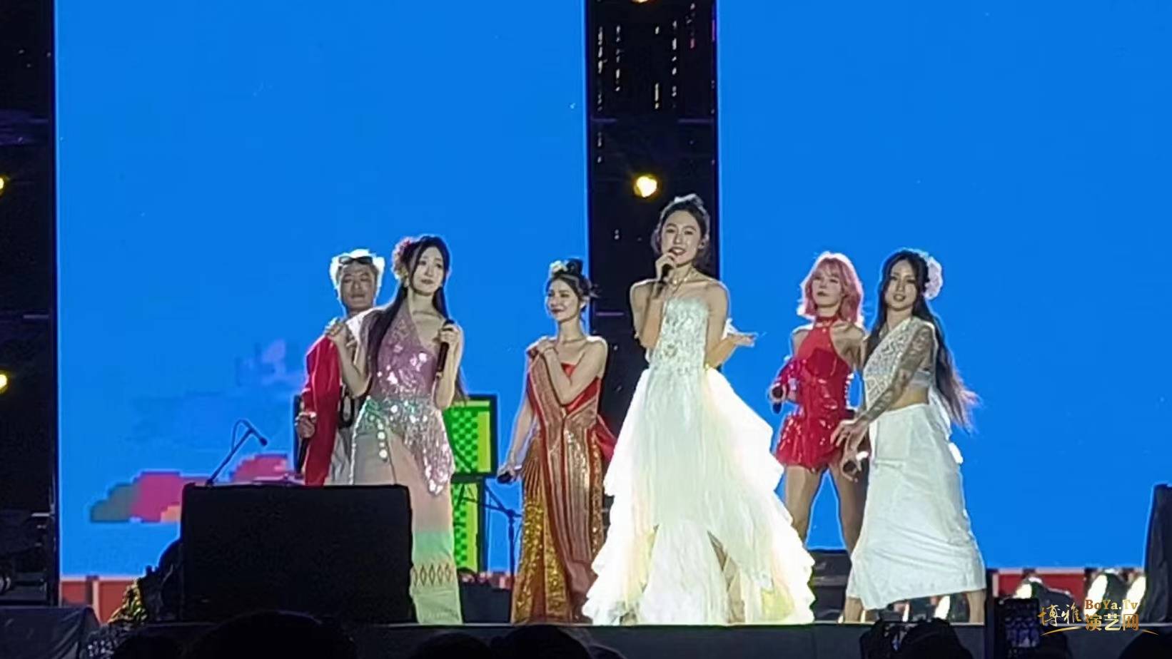 专辑:新声有范第四季 第11期,发行时间:2018-11-10;《心动》发行时间