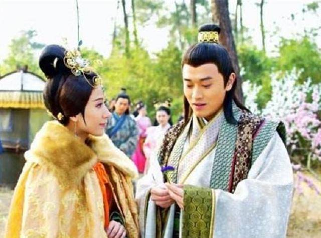 中国历史上唯一只娶一个老婆的皇帝,发明一物件,现代