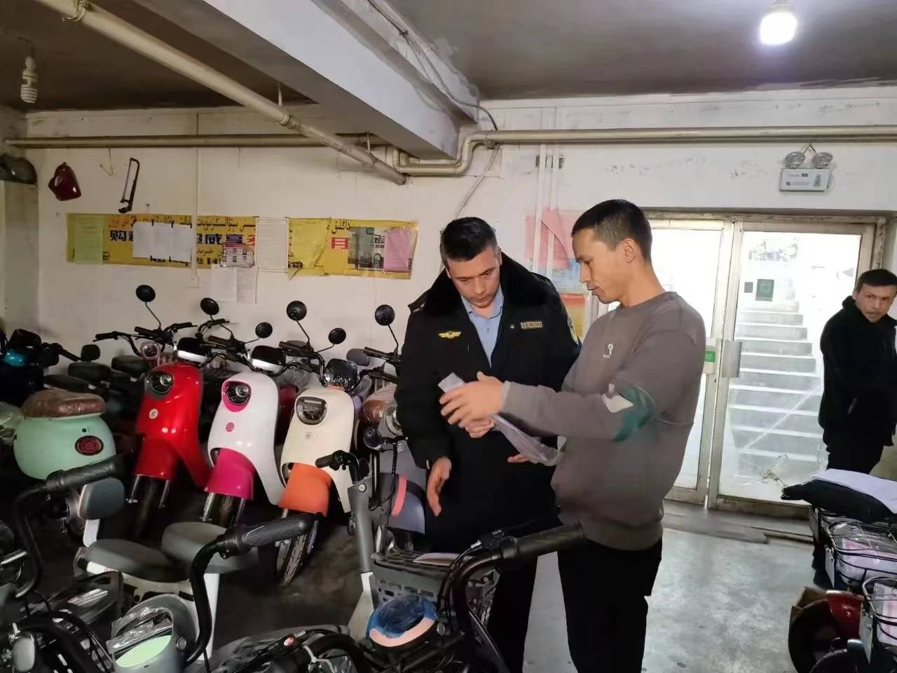 轮台:护航春节我在岗 严把电动车"源头关"_检查_相关_产品