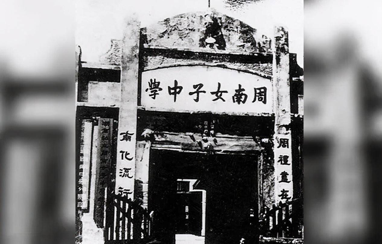 他是朱元璋的后人,两个女婿身份显赫,一个开国大将