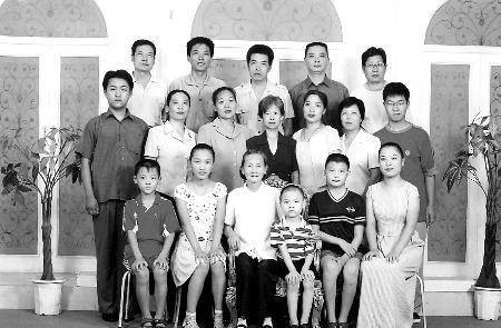 过了22年,才知父亲是英雄_东北抗日联军_中国_孩子