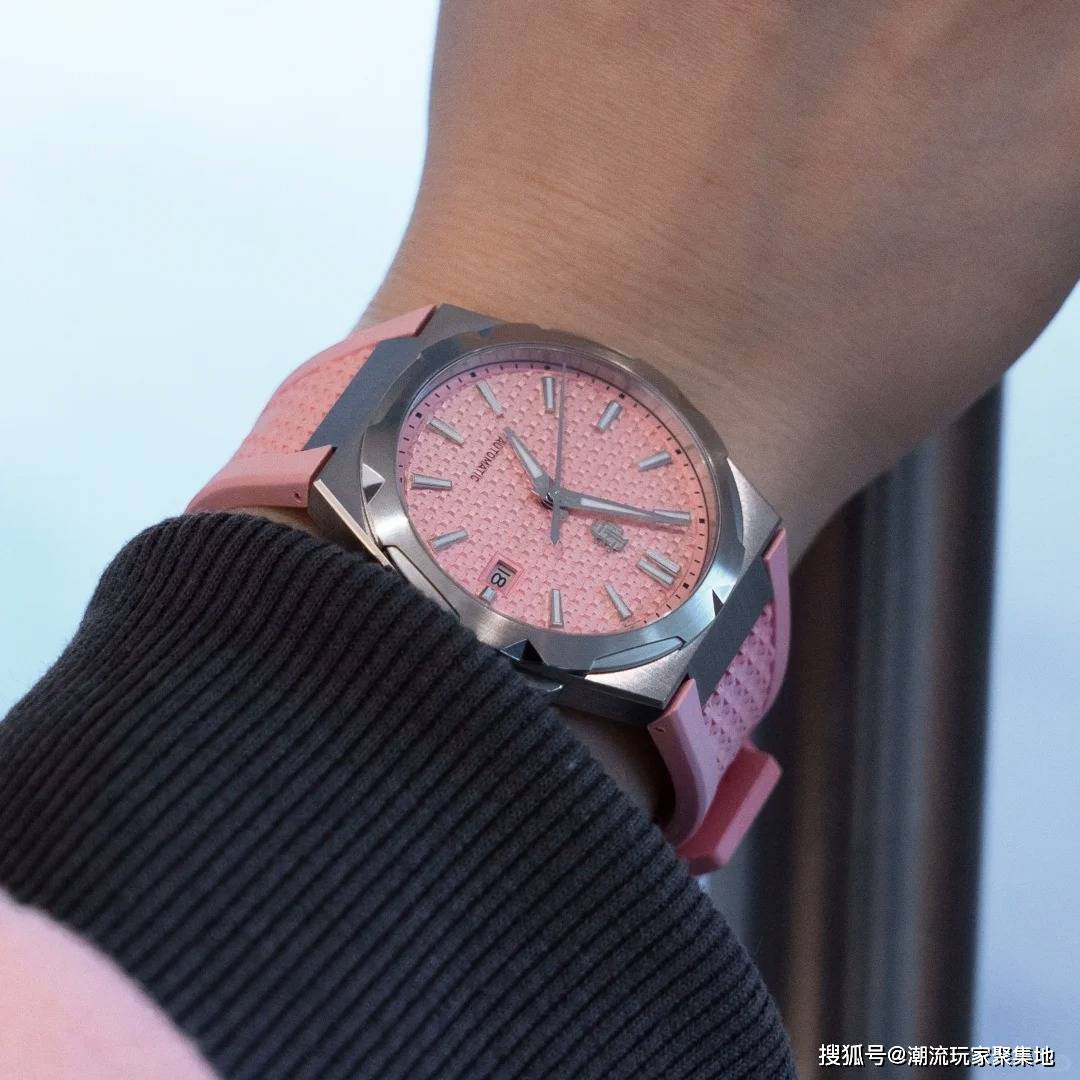 探寻意大利潮奢腕表品牌davis elvin全新米兰系列的魅力_表盘_色彩_的